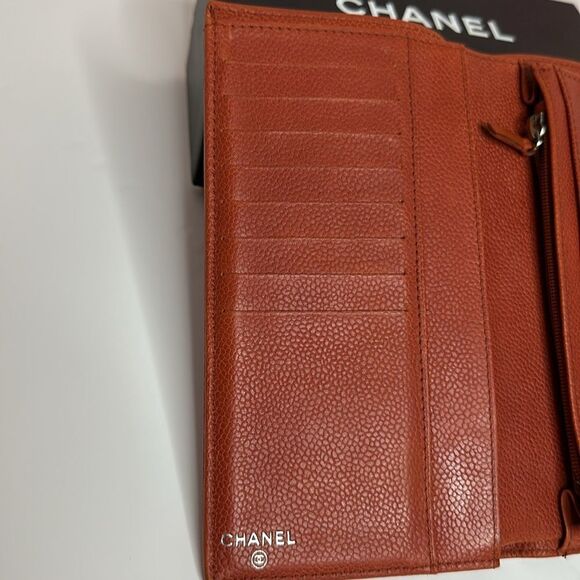 💯Authentic Chanel Caviar Bifold Long Wallet🍀 - Picture 4 of 16